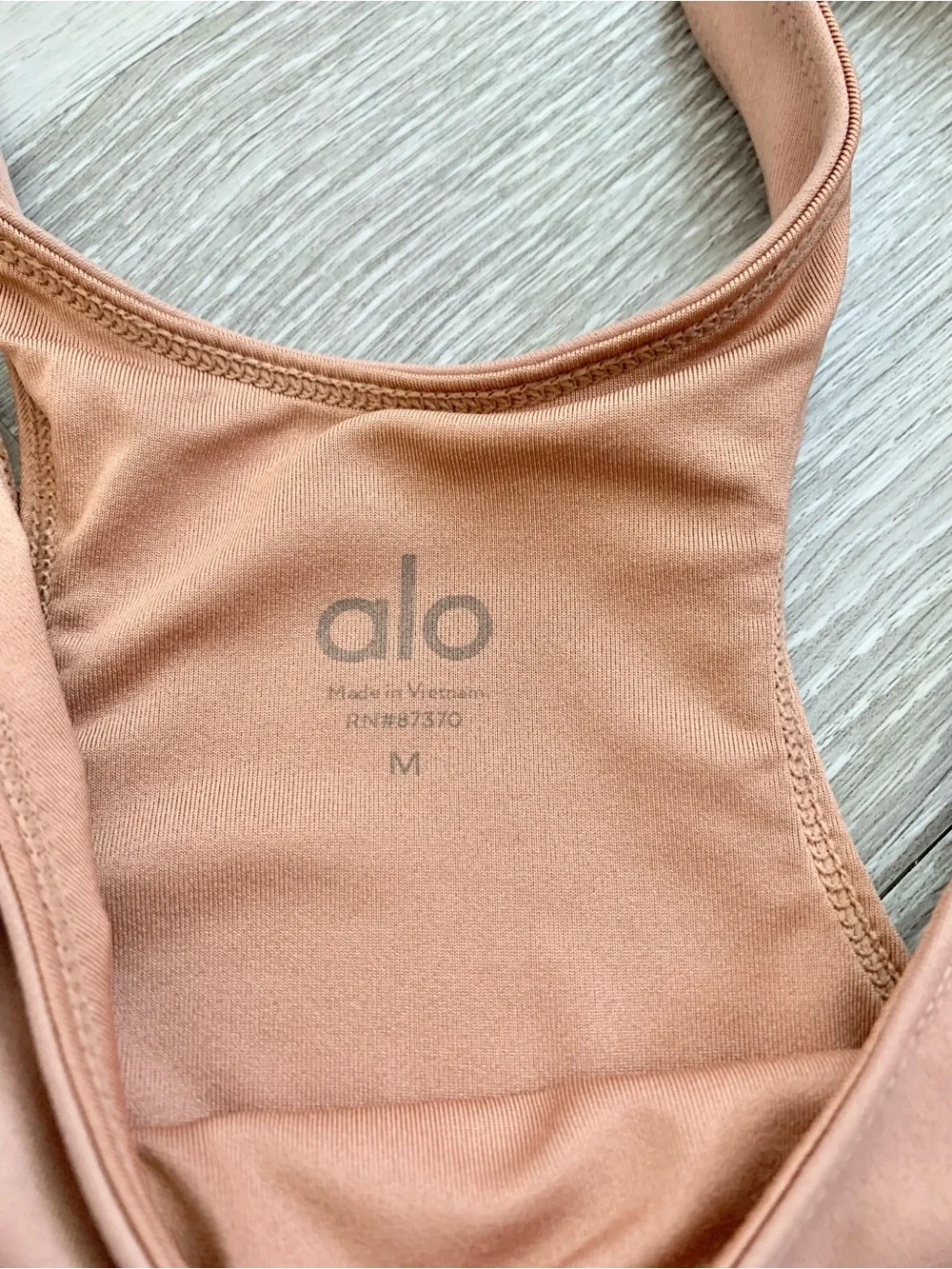 alo Beige Neutral Moonlit Racerback Sports Bra US Medium